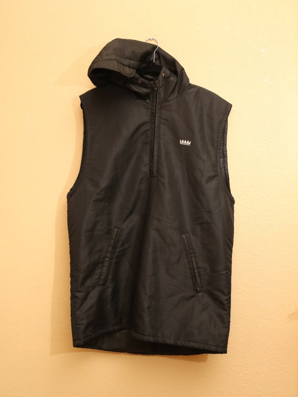 Jiberish Nylon Hoodie 1/4 Zip Vest (XL)